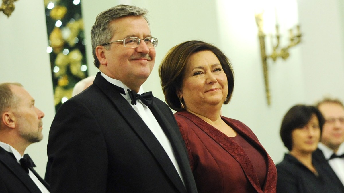 Prezydent Bronisław Komorowski powołał w czwartek do składu Rady Bezpieczeństwa Narodowego marszałek Sejmu Ewę Kopacz, ministra spraw wewnętrznych Jacka Cichockiego, szefa SLD Leszka Millera oraz lidera Ruchu Palikota Janusza Palikota.