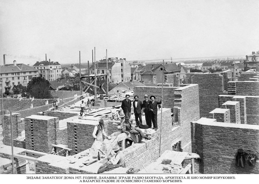 Zidanje zanatskog Doma 1927.godine, današnje zgrade Radio Beograd, arhitekta je bio Momir Koruković a vajarske radove je osmislio Stamenko Đorđević