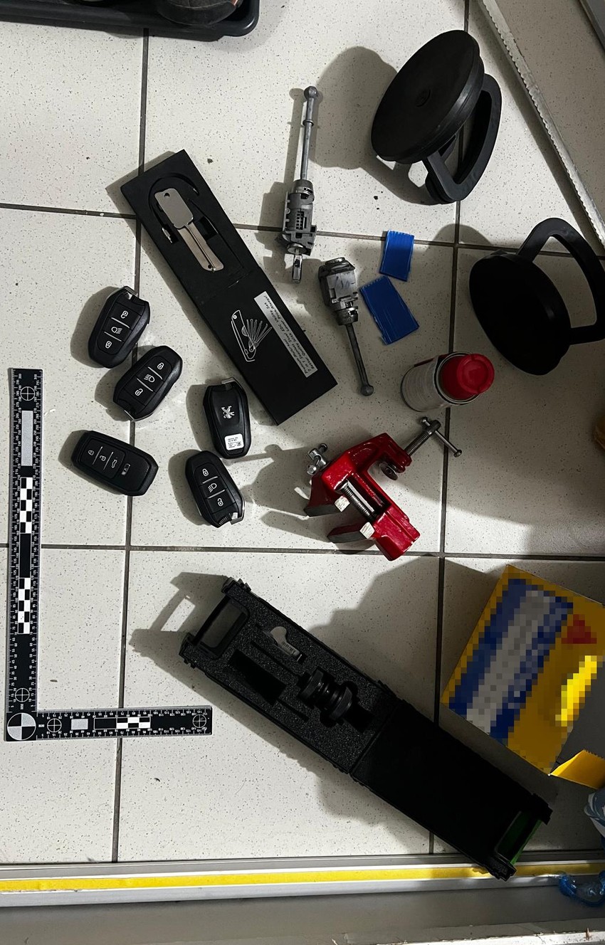 Zaplenjeni automobili