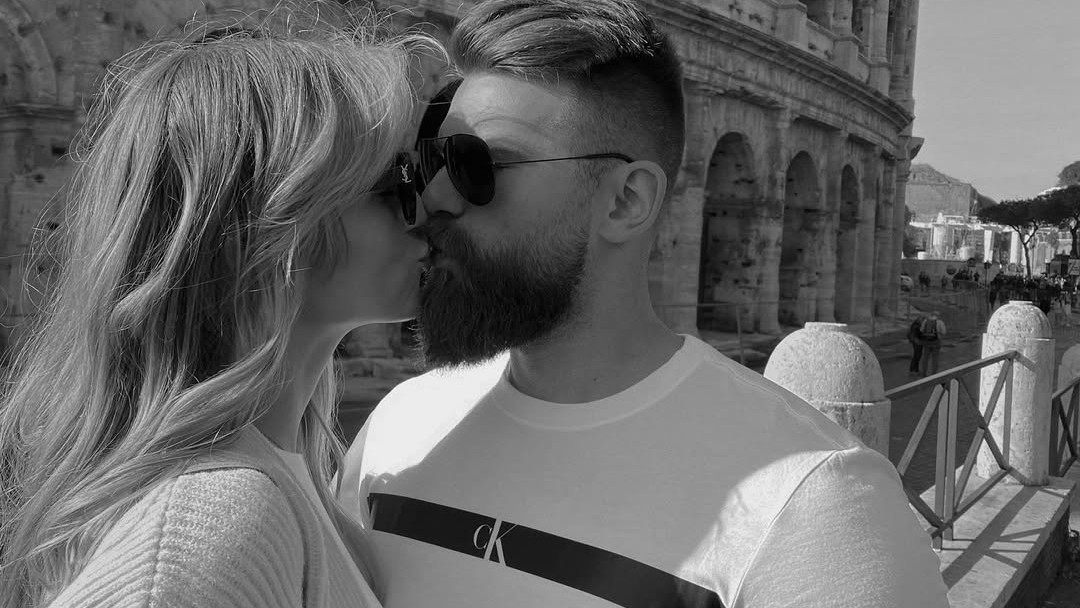 Karolína Mališová sa zasnúbila, jej manželom sa onedlho stane sympatický Jakub, s ktorým tvorí pár už 12 rokov