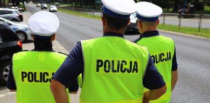 Pijany kierowca zatrzymał się przy patrolu, bo chciał przywitać się z policjantami. To go zgubiło!