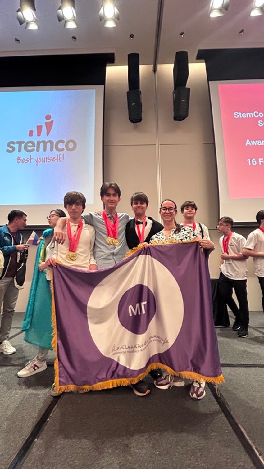 Veliki uspesi naših učenika u Singapuru