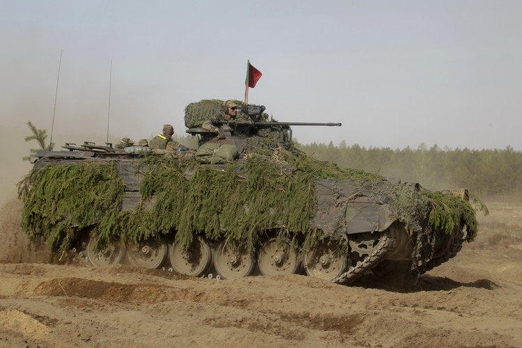 Ćwiczenia w Podbrodziu na Litwie. Transporter opancerzony Marder