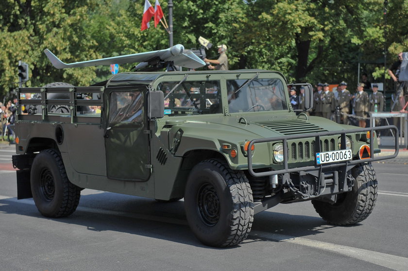 Piknik NATO na Placu Wolności