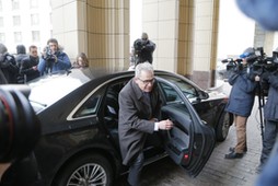 Foreign diplomats arrive to Russian Foreign Ministry to attend a briefing on Skripal and his daughte