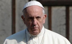 "W seminariach jest za dużo gejów". Papież podnosi alarm ws. "podejrzanych" kandydatów na księży