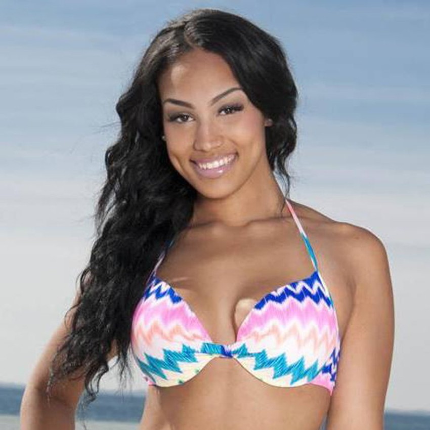 Promenila boju kose i skinula se za naslovnicu