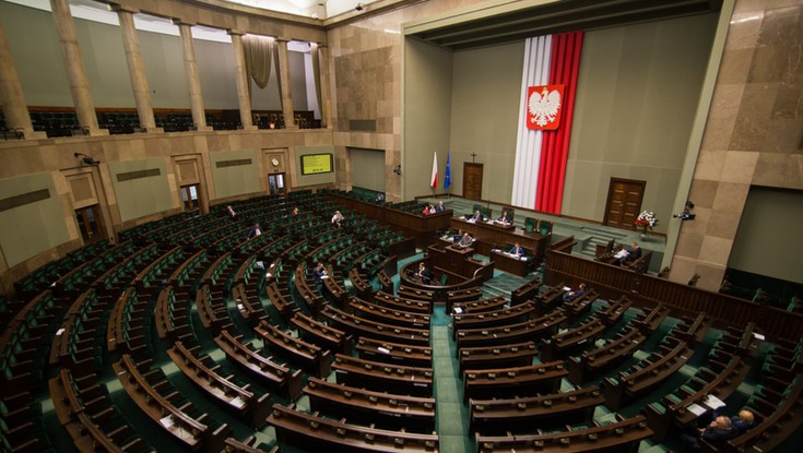 Obrady Sejmu 24 lipca 2025 – absolutorium, Pegasus, Ziobro i umowa Mercosur [NA ŻYWO]