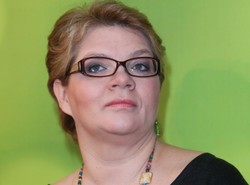 Superniania zarzuca TVN-owi promowanie przemocy psychicznej