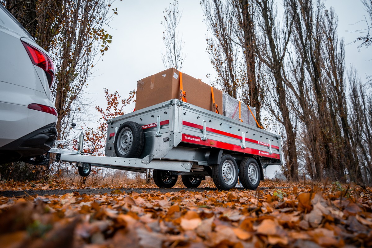 TOP5 przyczep towarowych – ranking 2025