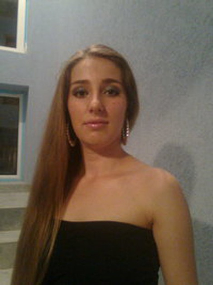 Ljutomir Popović osumnjičen je za ubistvo Jasmine Ilić koja se slučajno zatekla u kafiću „Palaco“ u Ćupriji