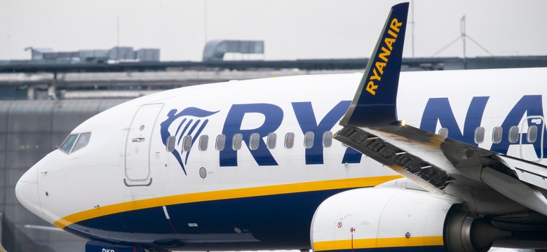 Boeing lecący z Poznania musiał awaryjnie lądować na Węgrzech. Poderwano Gripeny