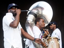 Krwawe The Roots na nowej płycie