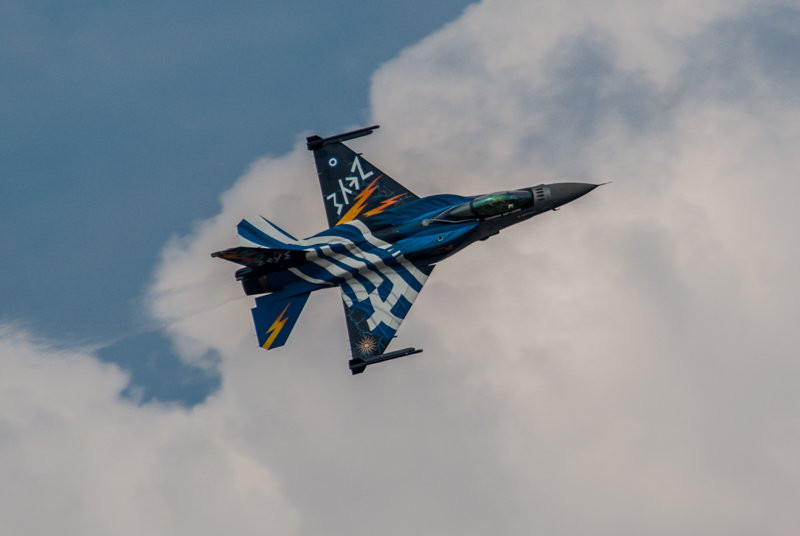 Greckie F16 na pokazach Air Show w Radomiu
