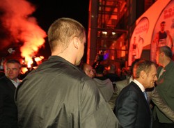 Protesty w Poznaniu. "9 października wrzuć Donalda do śmietnika"