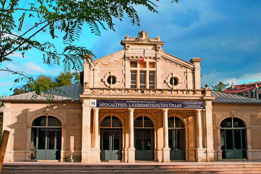 Pavillon Populaire, Montpellier zbudowany w 1891 roku przez architekta Léopolda Carliera, dziś jest przestrzenią wystawienniczą poświęconą sztuce fotograficznej.