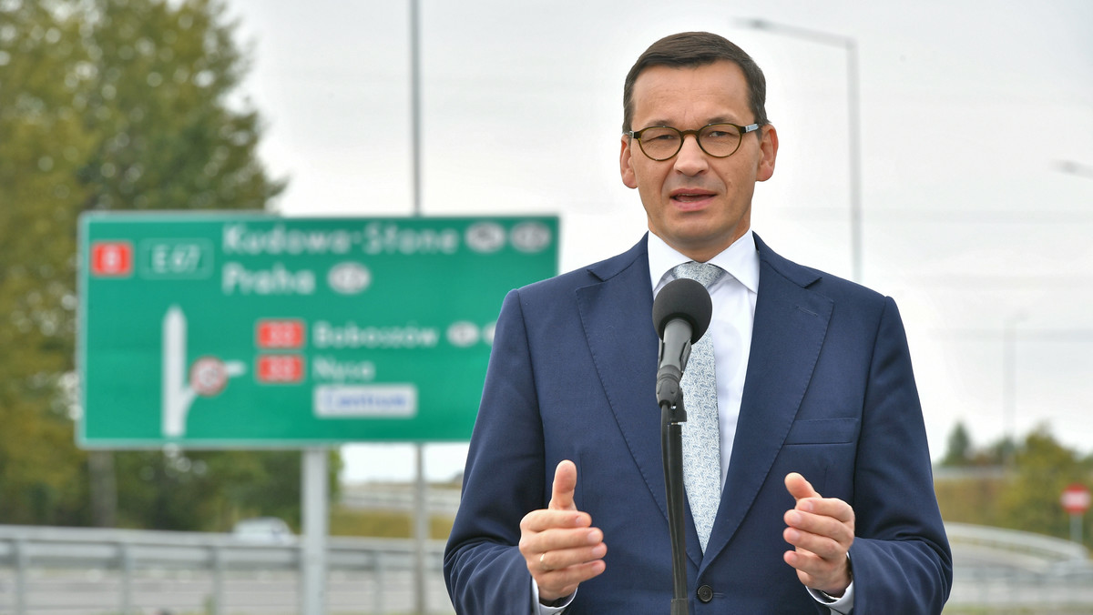 Siostra premiera Morawieckiego kandyduje na burmistrza. Było wspólne zdjęcie rodzeństwa