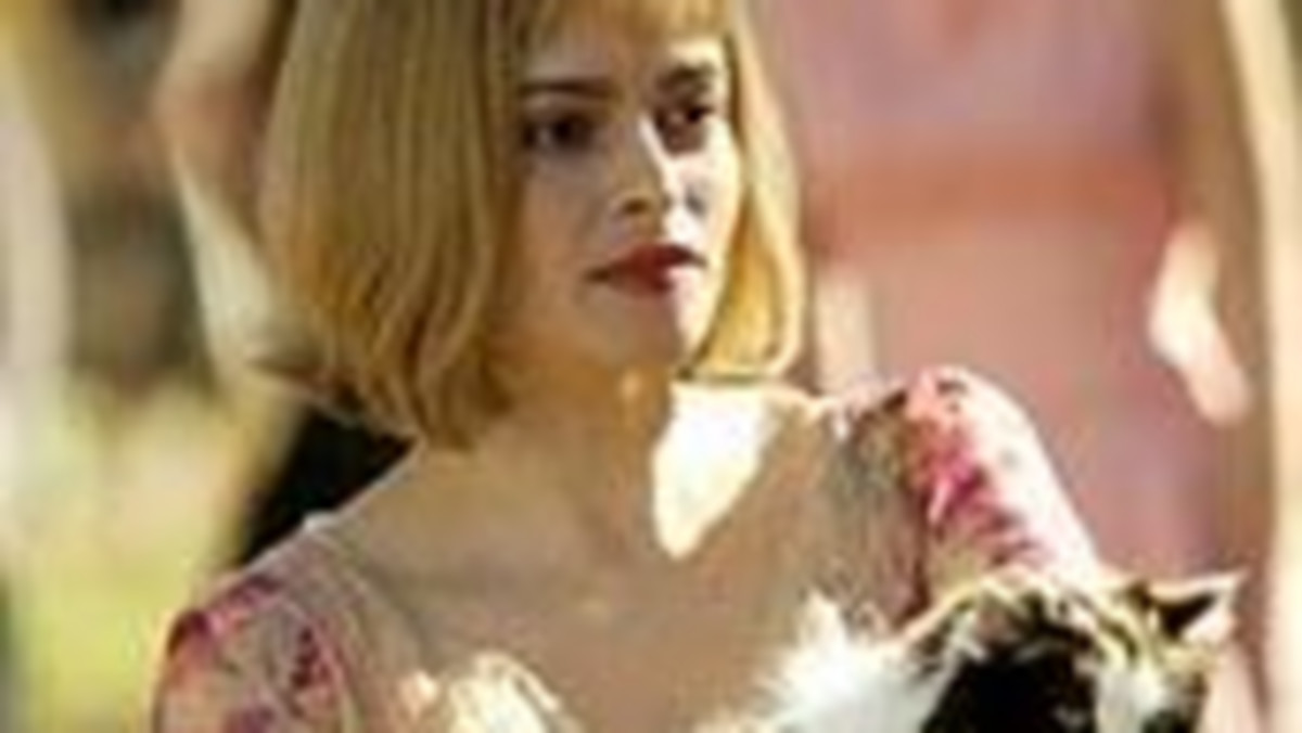 Helena Bonham Carter lubi grać w filmach swojego partnera Tima Burtona, ale wolałaby, aby reżyser obsadzał ją w bardziej atrakcyjnych rolach.