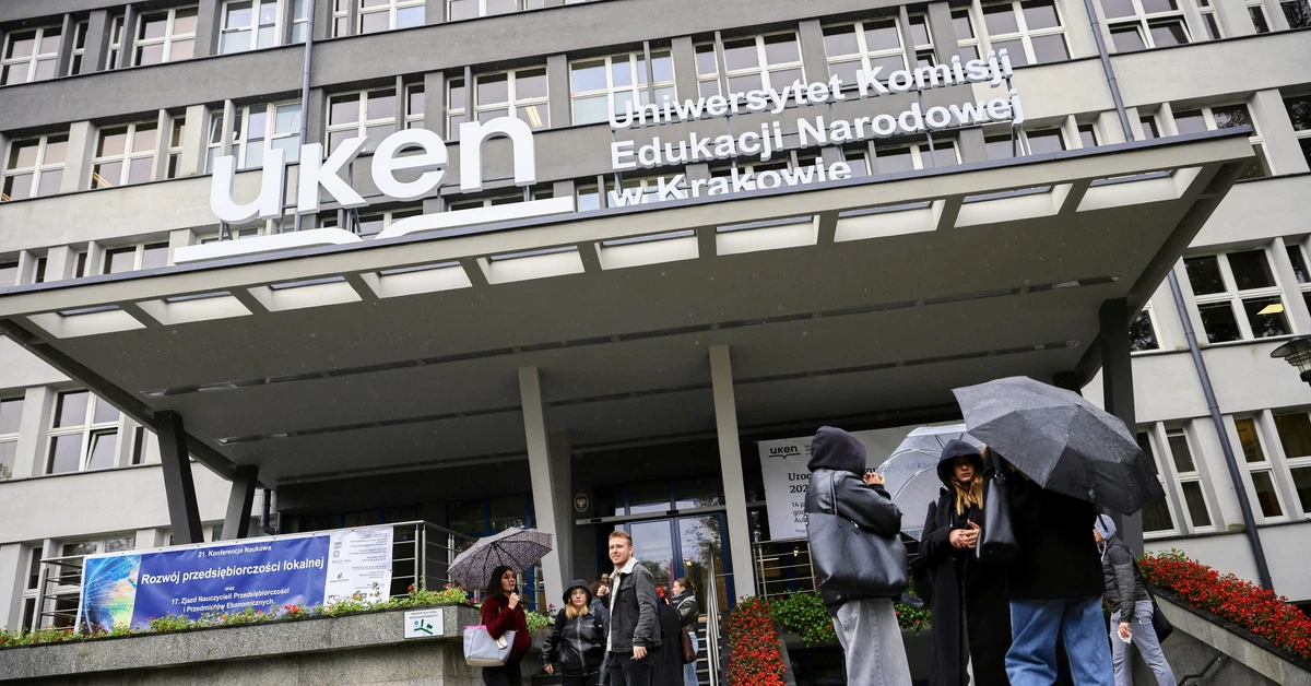 Afera na uniwersytecie w Krakowie. Kierunek nagle zamknięty, studenci zostali na lodzie