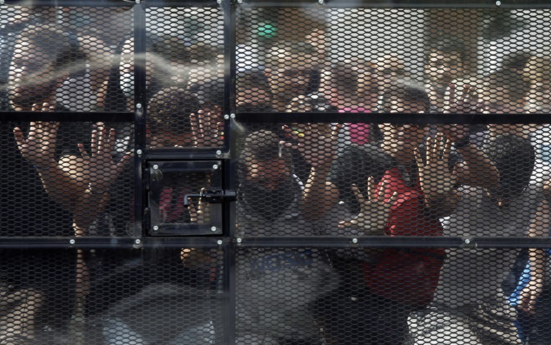 Ateny, wizyta Angeli Merkel – tak Grecy witali Kanclerz Niemiec (13)