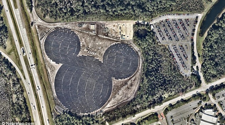 Mickey Mouse a levegőből /fotó: nearmap.com