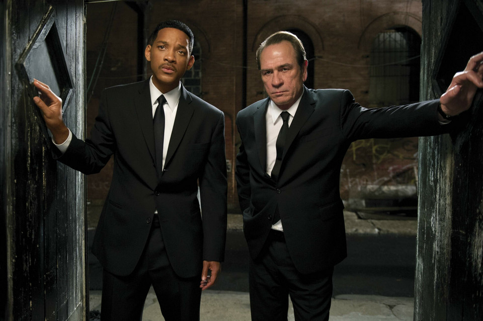 Will Smith i Tommy Lee Jones w filmie "Faceci w czerni 3"