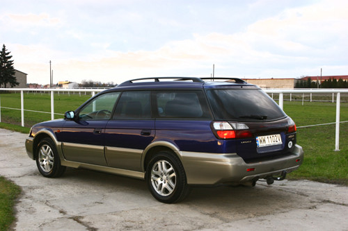 Subaru Legacy Outback 2.5 - Bez problemów, ale drogo