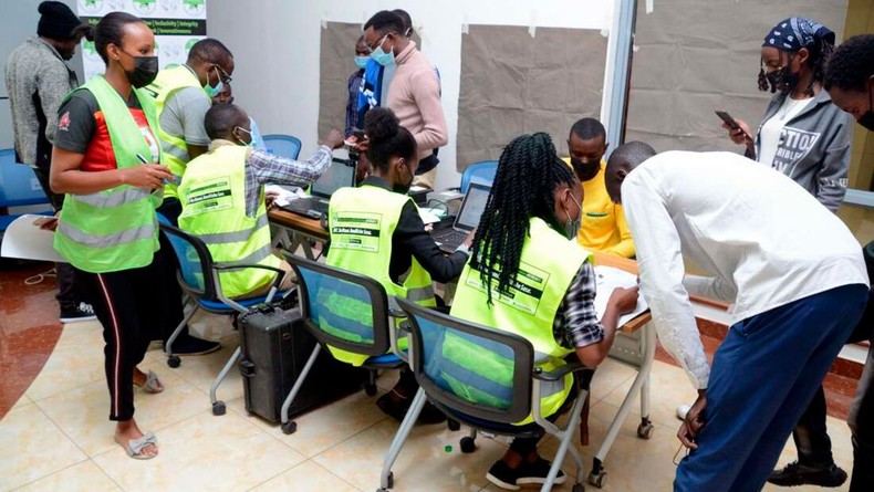 IEBC clerks register students during the launch of voter listing at UoN Towers at the University of Nairobi [Photo: Francis Nderitu]