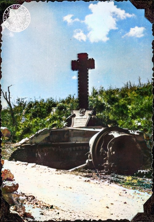 8. Pomnik Pułku 4 Pancernego „Skorpion”. Pomnik powstał u wylotu Gardzieli w kierunku Albanetty, gdzie 12 maja 1944 r. czołg Sherman pod dowództwem ppor. Ludomira Białeckiego został zniszczony przez minę. Siła wybuchu spowodowała detonację amunicji.