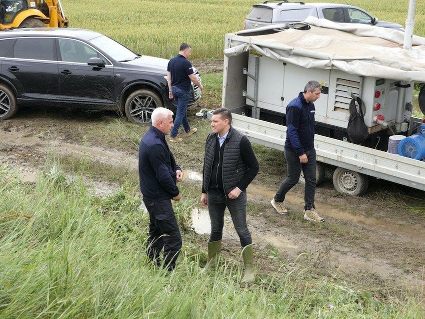 Direktor Srbijavode Goran Puzović u obilasku kritičnih tačaka