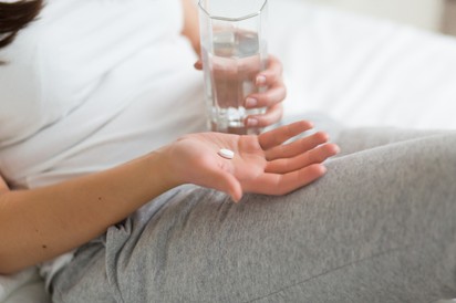 Reggeli előtt 30 vagy 60 perccel kell bevenni a pajzsmirigygyógyszert? Az orvos válaszol