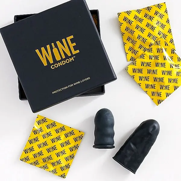 Wine Condoms, czyli gadżet dla każdej miłośniczki wina / Materiały prasowe