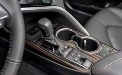 Rząd kupuje samochody za ponad 31 mln zł. Kontrowersyjny przetarg rozstrzygnięty