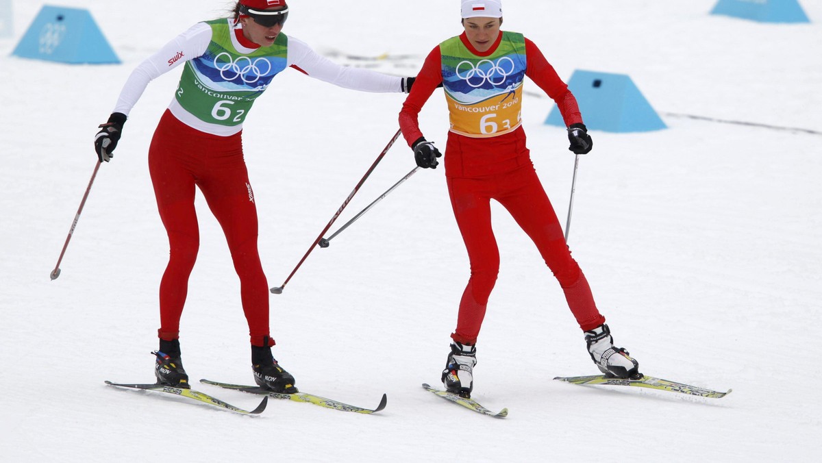 Polskie zawodniczki, biegnące w składzie: Agnieszka Szymańczak, Anna Staręga i Paulina Maciuszek, zajęły czwarte miejsce w rywalizacji sztafet 3x5 km podczas zimowej uniwersjady w tureckim Erzurum.