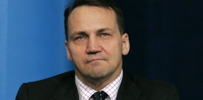 Radosław Sikorski pochował ojca. Dziękował za modlitwy przez internet