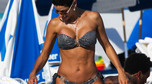 47-letnia Nicole Murphy w bikini