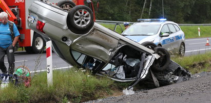 Auto wylądowało na dachu. Wśród rannych 4-letnie dziecko