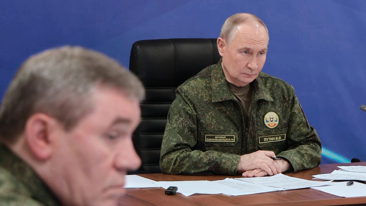 Vladimir Putin i Valerij Gerasimov na komandnom mestu Zajedničke grupe snaga na nepoznatoj lokaciji 28. decembra