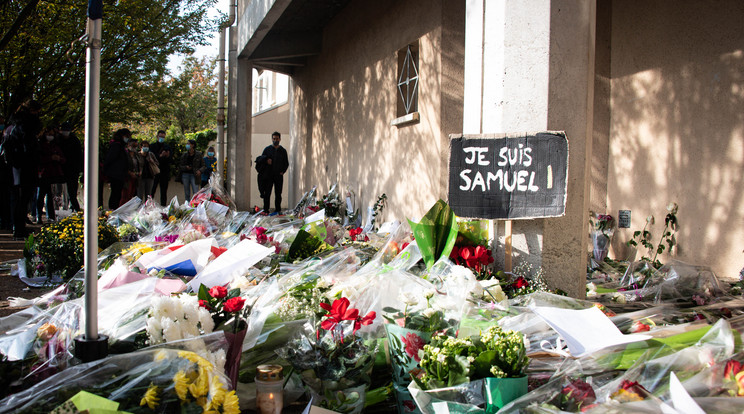 Újabb hét fiatalt állítottak elő a meggyilkolt francia tanár ügyében / Fotó: Northfoto