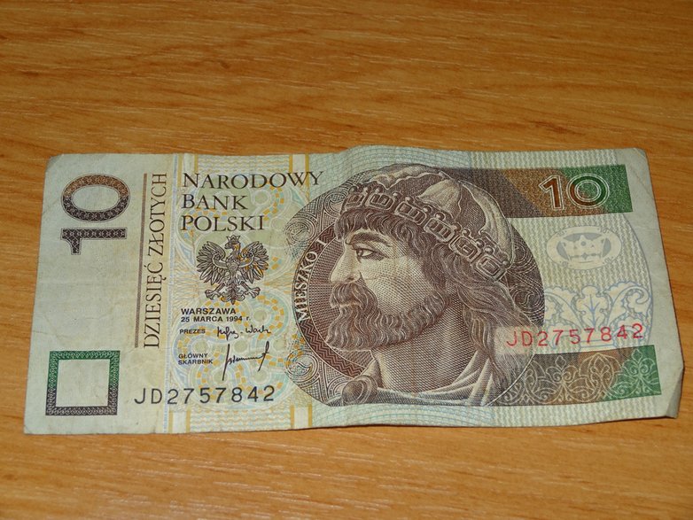 10 złotych polskich (fot. Laborec, CC BY 3.0)