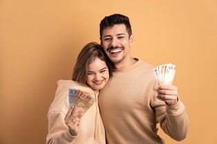 Dostajesz darowiznę na mieszkanie? To musisz zrobić, żeby nie zapłacić podatków