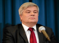 Ekspert Macierewicza pomylił brzozę ze... śmieciami? Maciej Lasek wyjaśnia