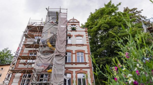 Na terenie Gdańska rewitalizacją objętych zostało w sumie 45 budynków mieszkalnych, z czego 13 przeznaczono do kompleksowych prac remontowych.