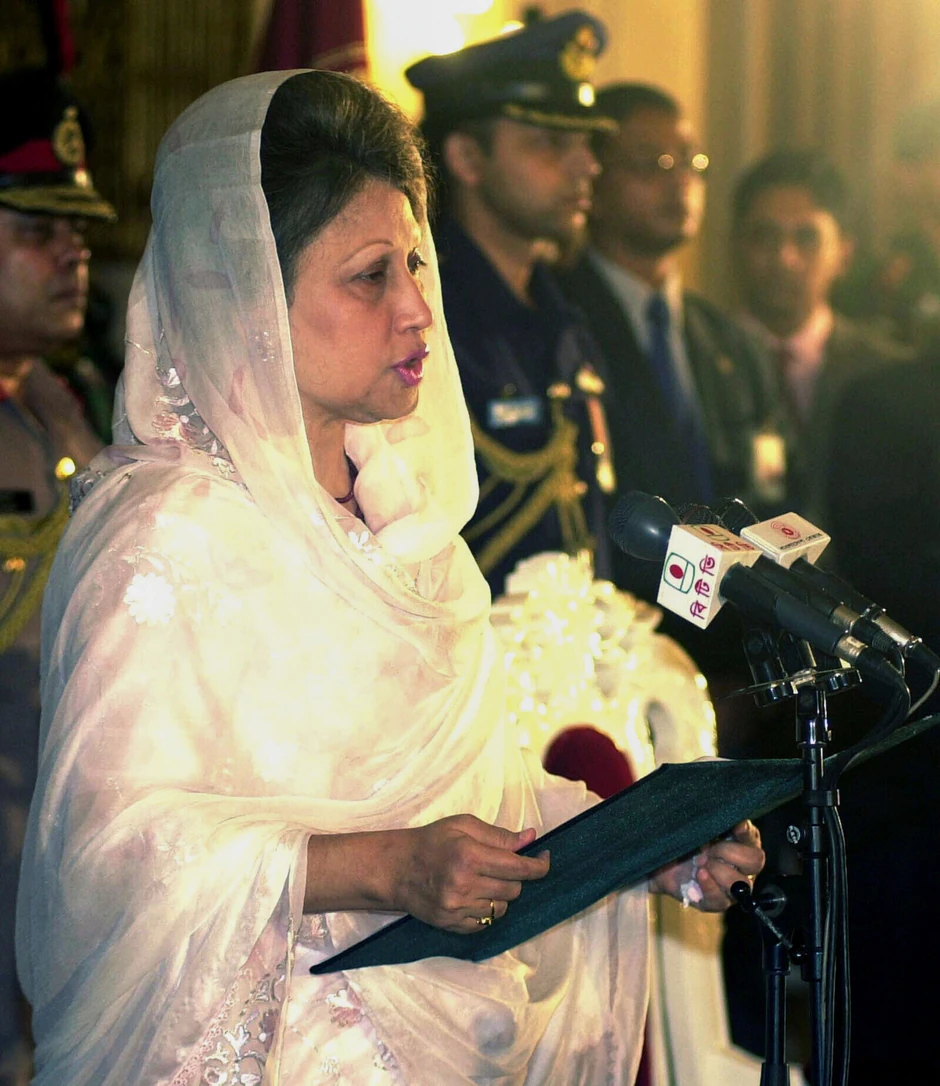 Haleda Zija u vreme kada je bila premijerka Bangladeša 2001. godine