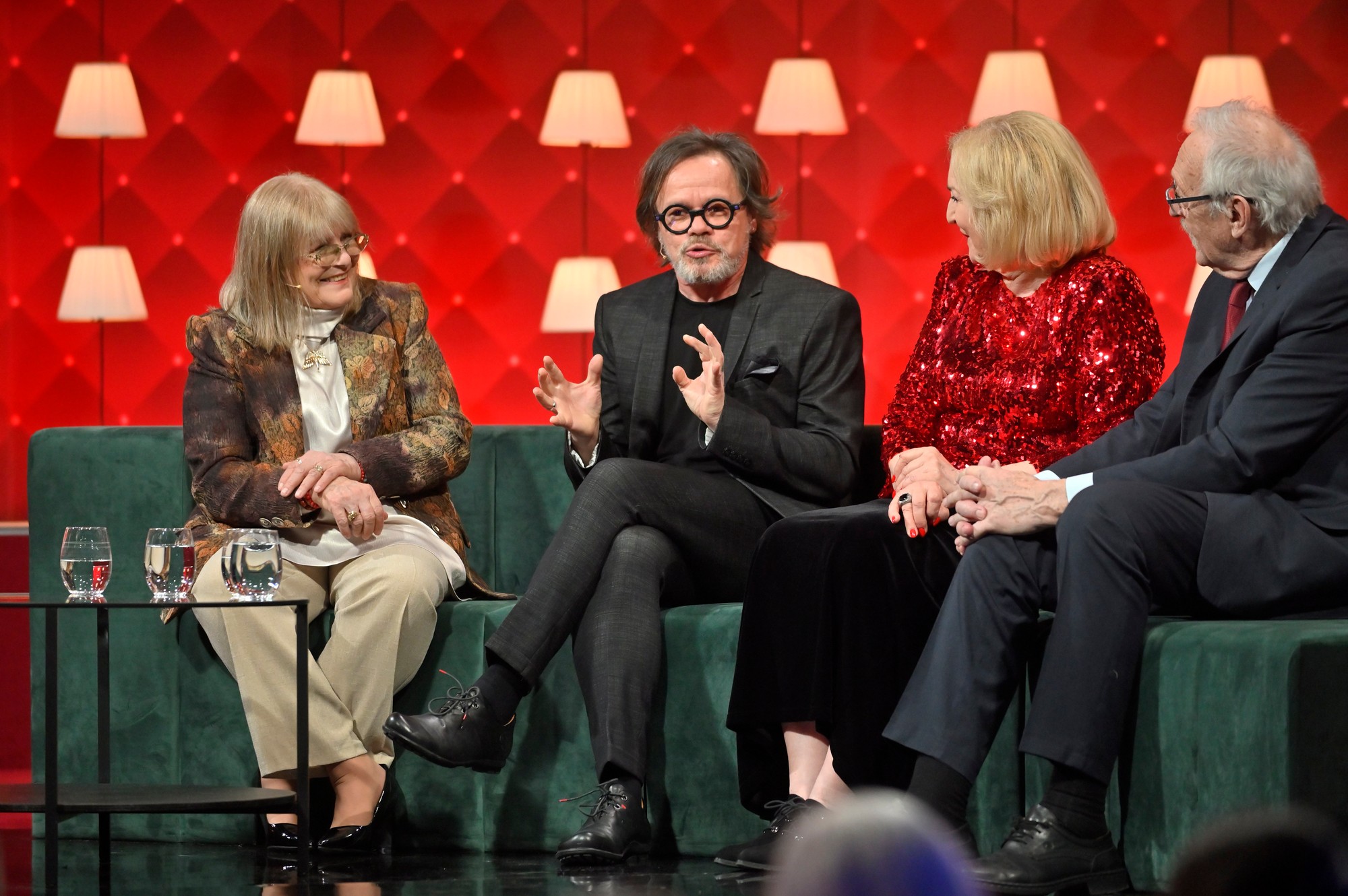 Slávnostná televízna relácia Sieň slávy - Alena Chudíková, Robert Roth, Ada Straková a František Kovár.