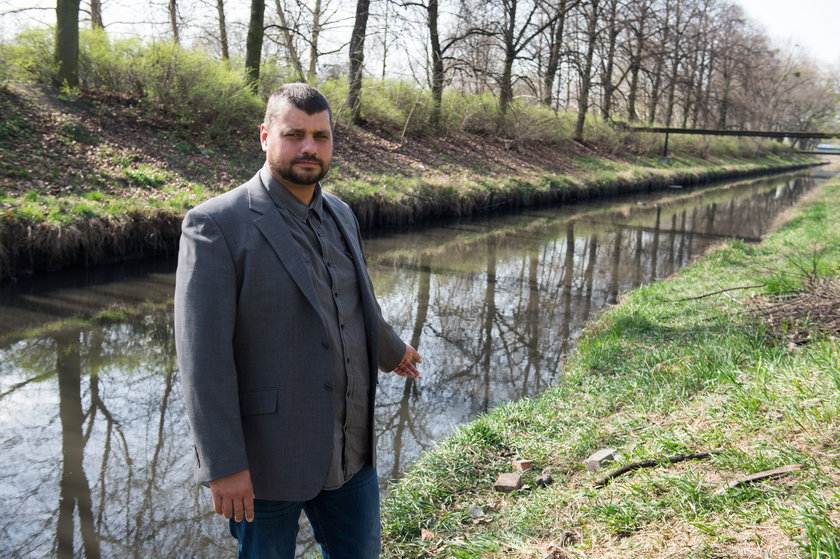 Zwłoki staruszka spakowane do walizki pływały po rzece w Gliwicach