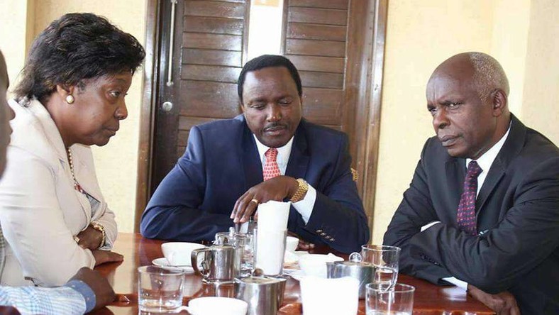 Wiper leader Kalonzo Musyoka (centre) with Charity Ngilu (left) and Kivutha Kibwana