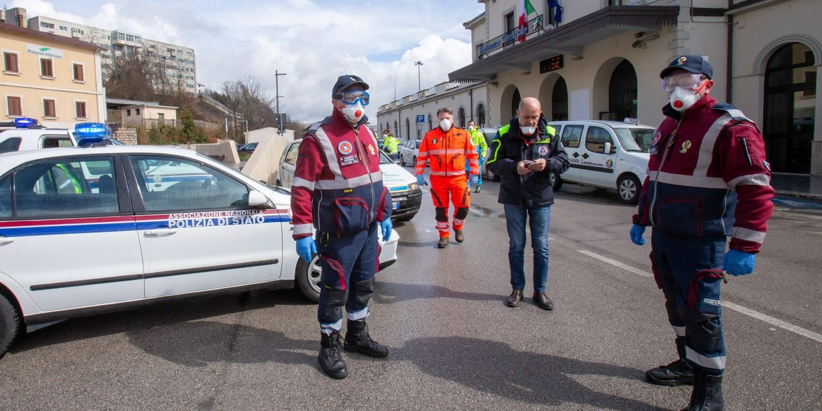 Coś dziwnego dzieje się w Lombardii. Liczba zakażonych może być 10 razy wyższa?