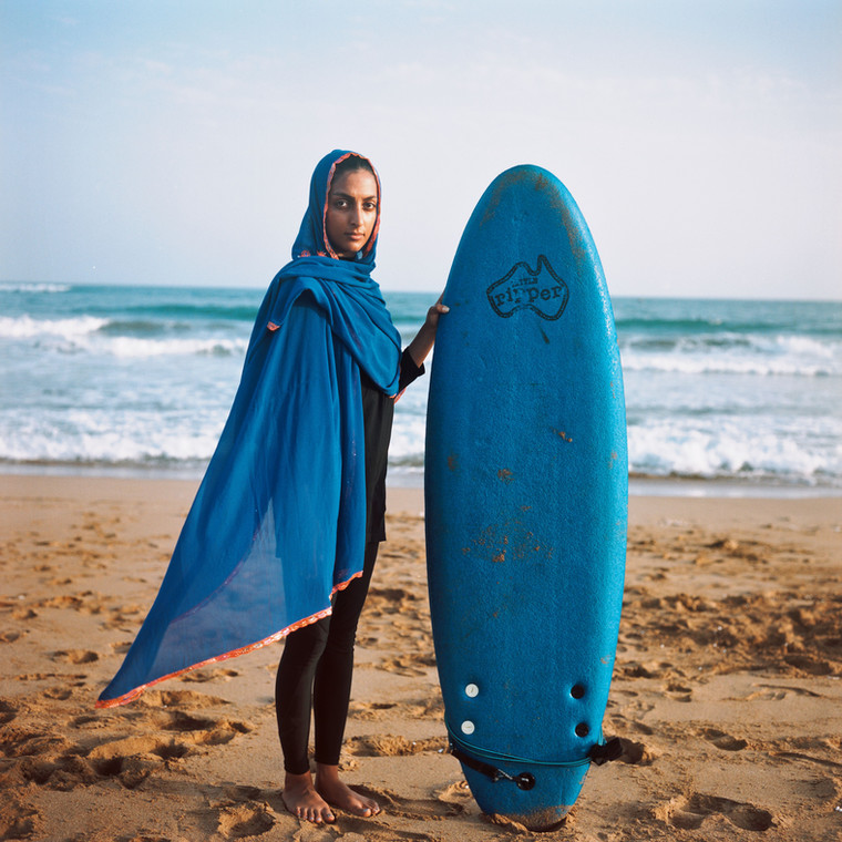 "Surfing Iran" 