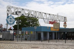 Sąd zajmie się Leninem na bramie stoczni